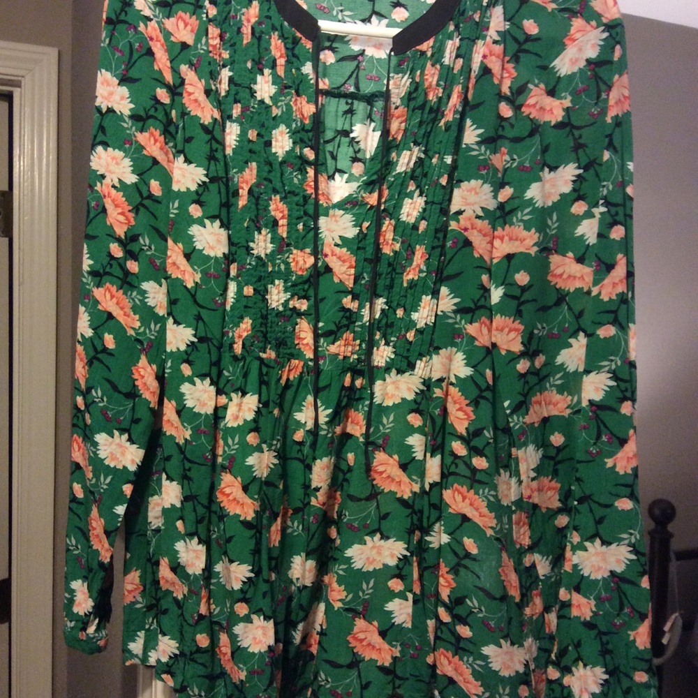 Old navy blouse